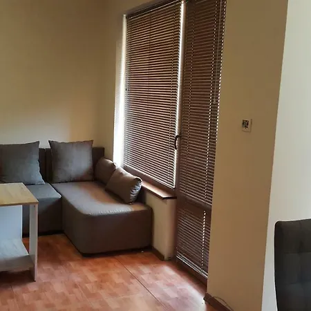 アパート Krasi-2 Bedroom & Free Parking Near Center ブルガス